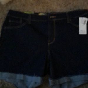 Old navy shorts size 8